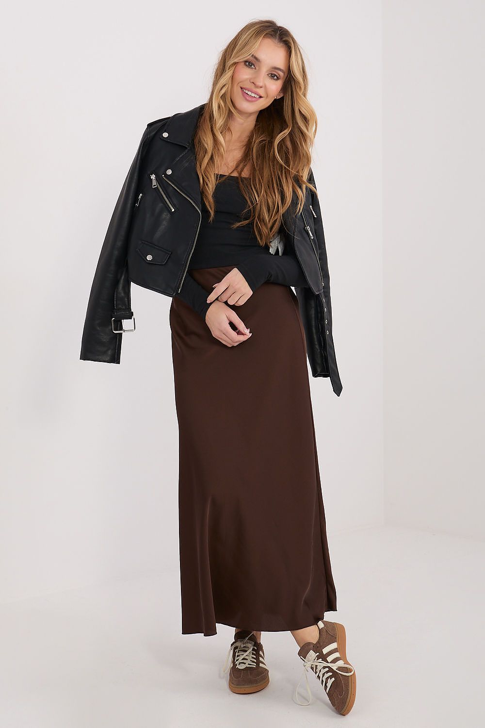 Black long-sleeve square-neck fitted blouse under cropped jacket