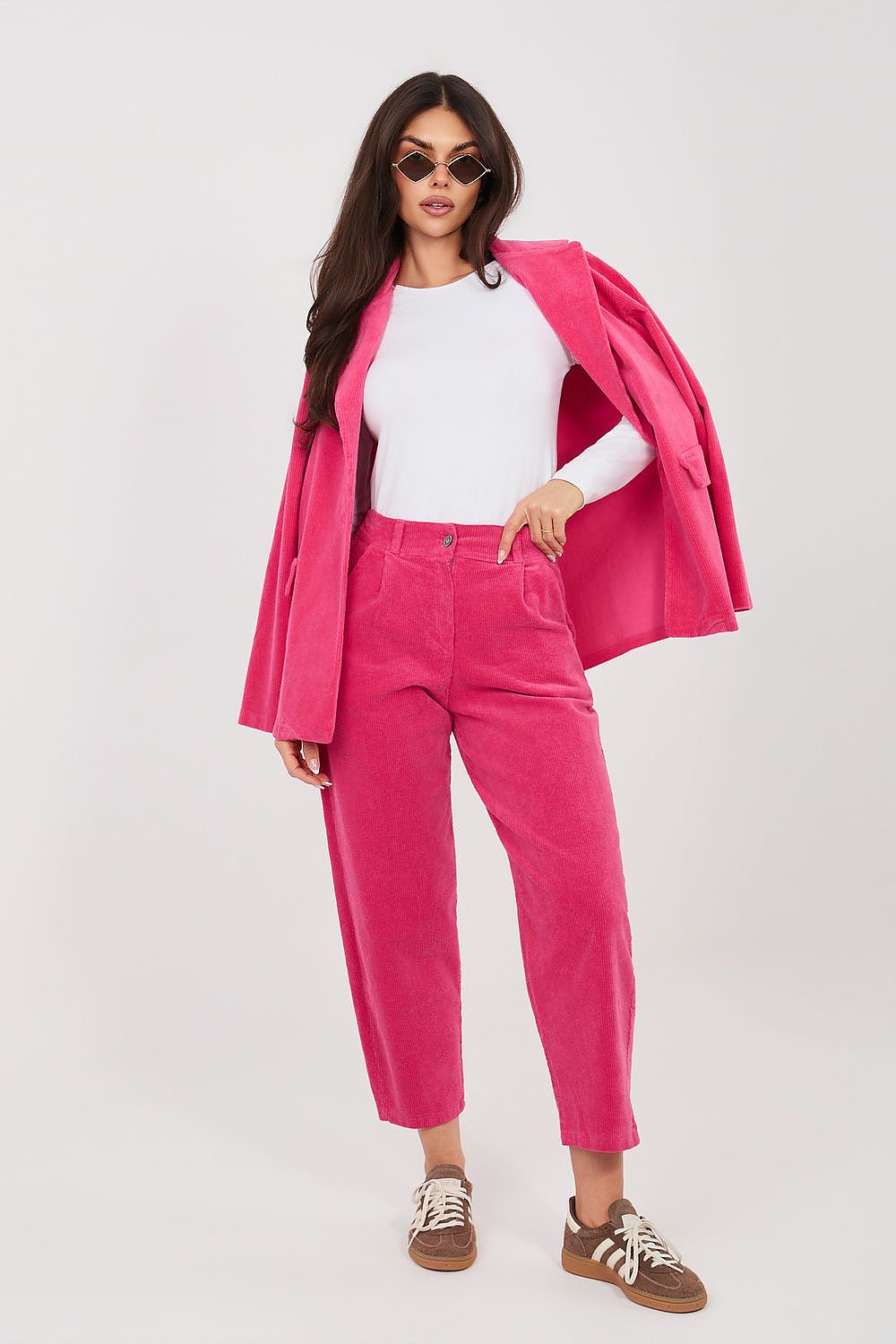 Pink corduroy trousers, cropped straight leg with front pockets and belt loops