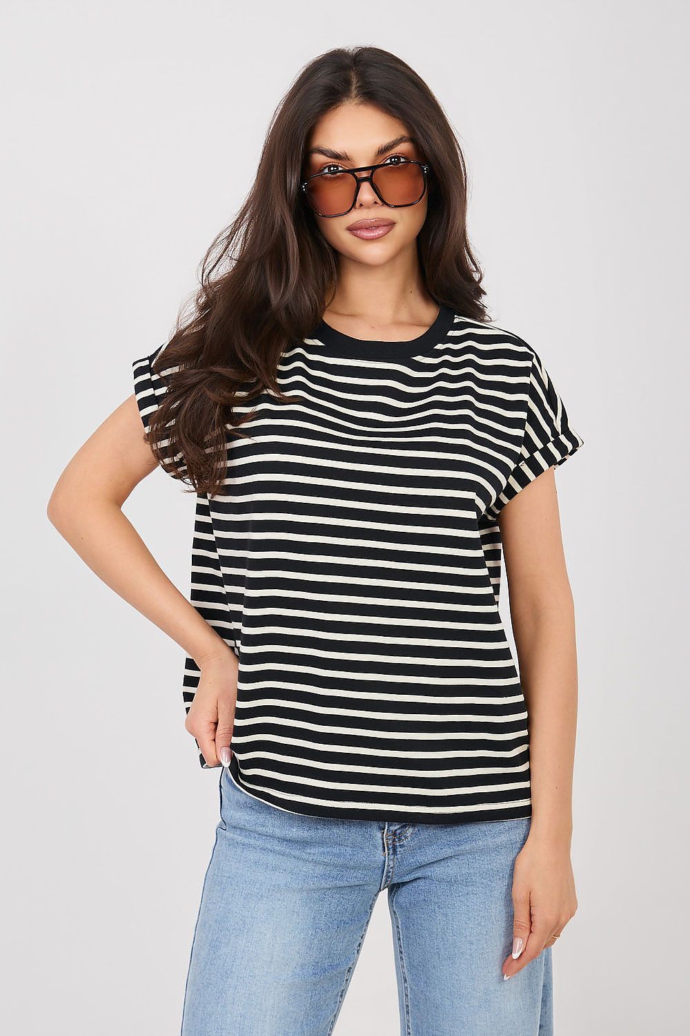 Sublevel T-shirt with black base and white horizontal stripes, crew neck, short sleeves