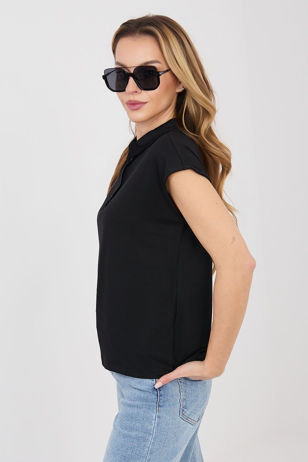 Black polo shirt, short sleeves with buttoned collar (side view)