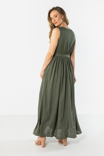 Green sleeveless maxi daydress with V-neckline and gathered waist, backless-free side view
