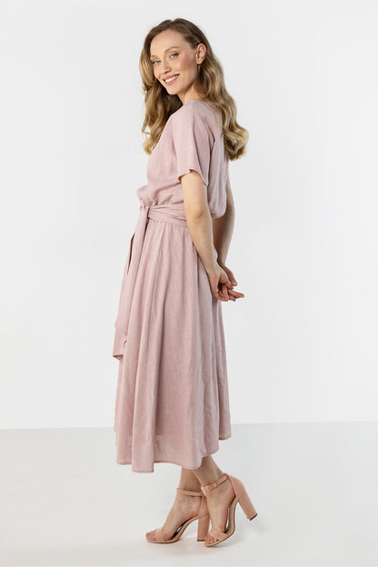 Awama daydress in dusty pink with short sleeves and tied waist, side view