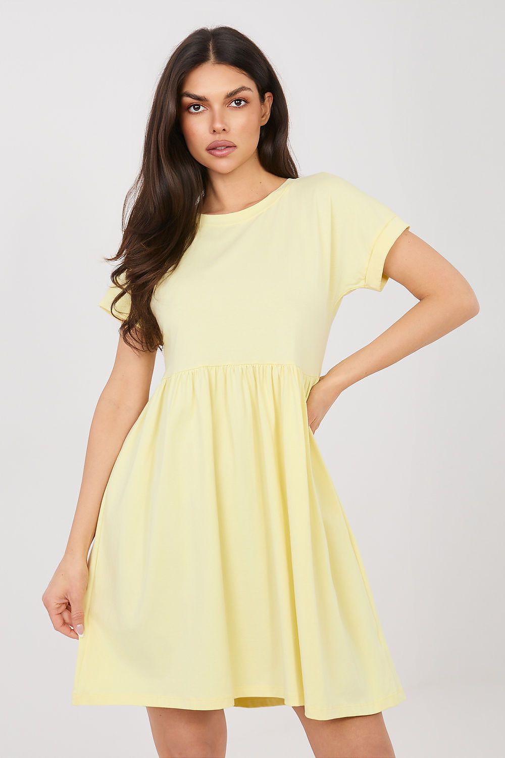 Yellow daydress with short sleeves and gathered waist, flared skirt