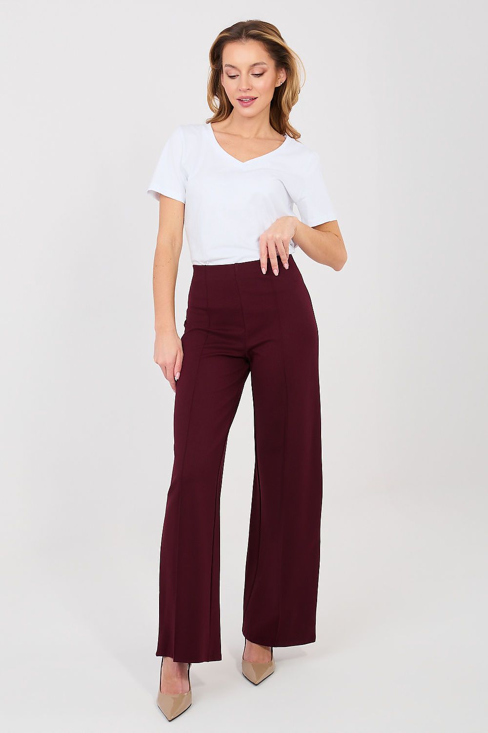 Women's violet wide-leg trousers with tapered waist and full-length straight leg