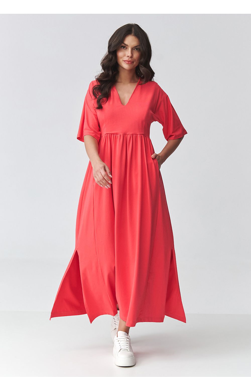 Coral day dress with V-neck and gathered skirt detail