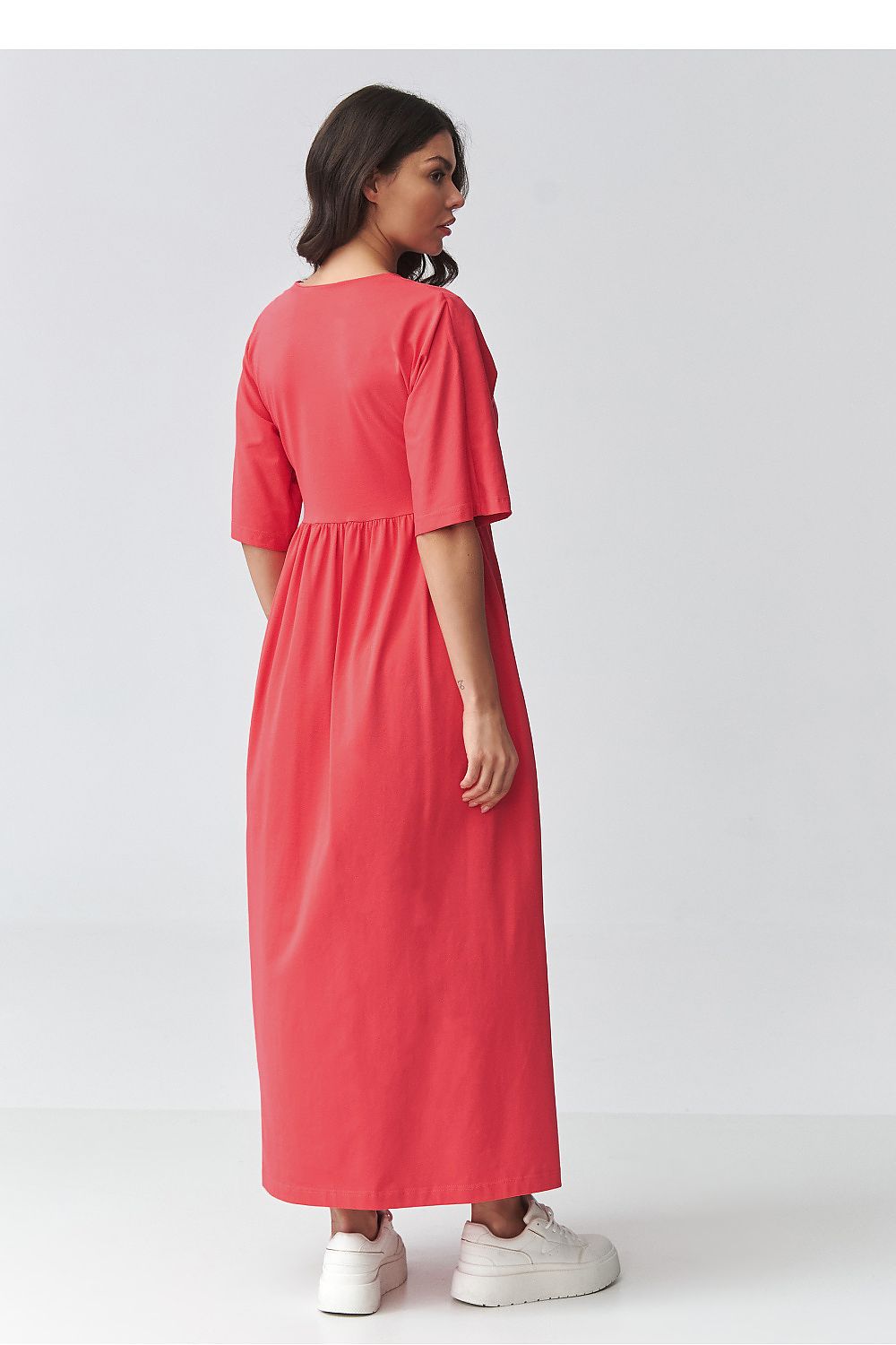 Coral day dress with V-neck and gathered waist, back view