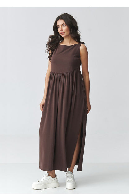 Brown sleeveless daydress with gathered waist and side-slit long skirt