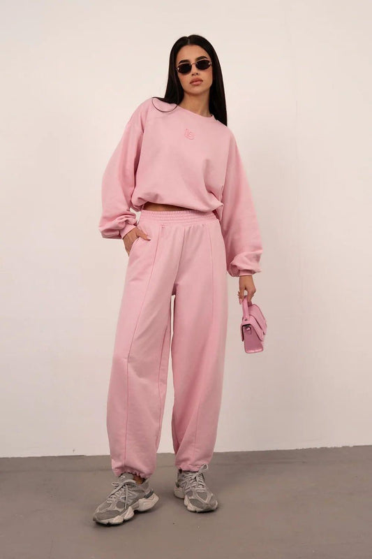 Pink sweatshirt and jogger pants set, elastic waist, cuffed long sleeves