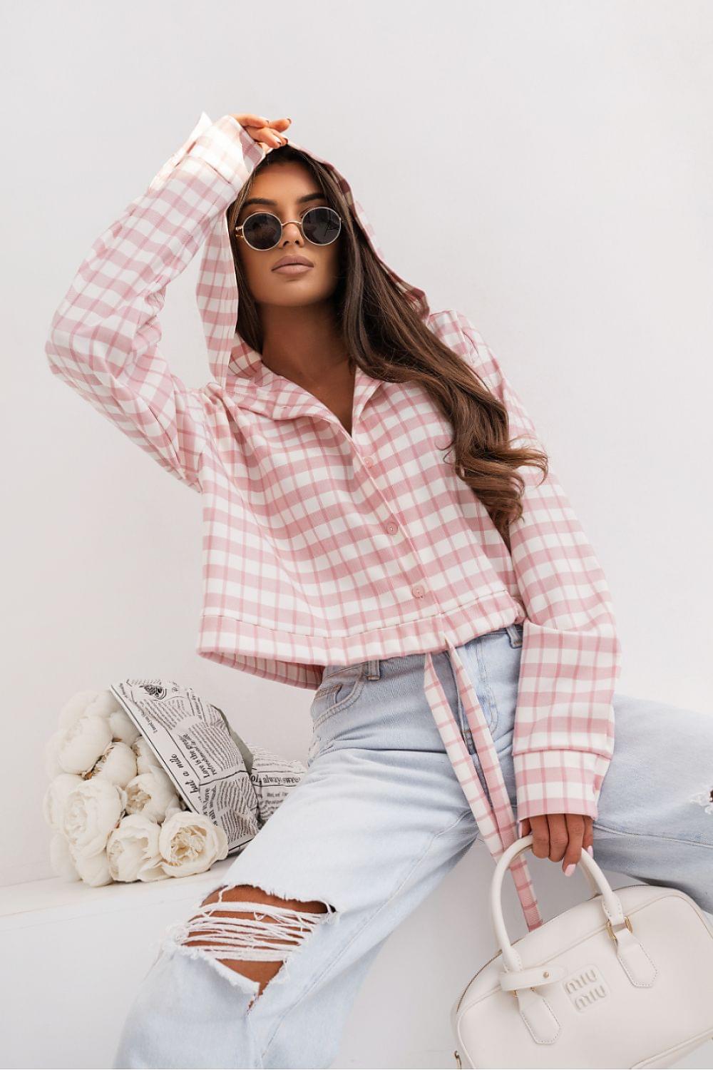 Pink plaid long-sleeve shirt with pointed collar and buttons