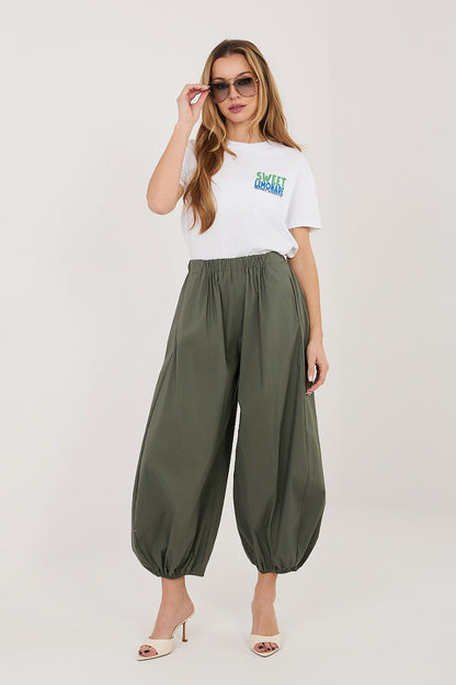  Women trousers model 225856 Rue Paris 