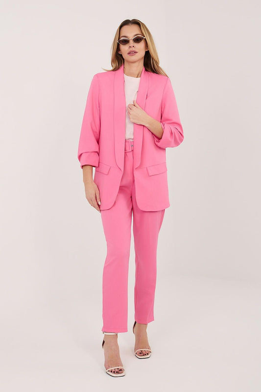 Women's pink blazer and matching trousers set, front view, 3/4 sleeves