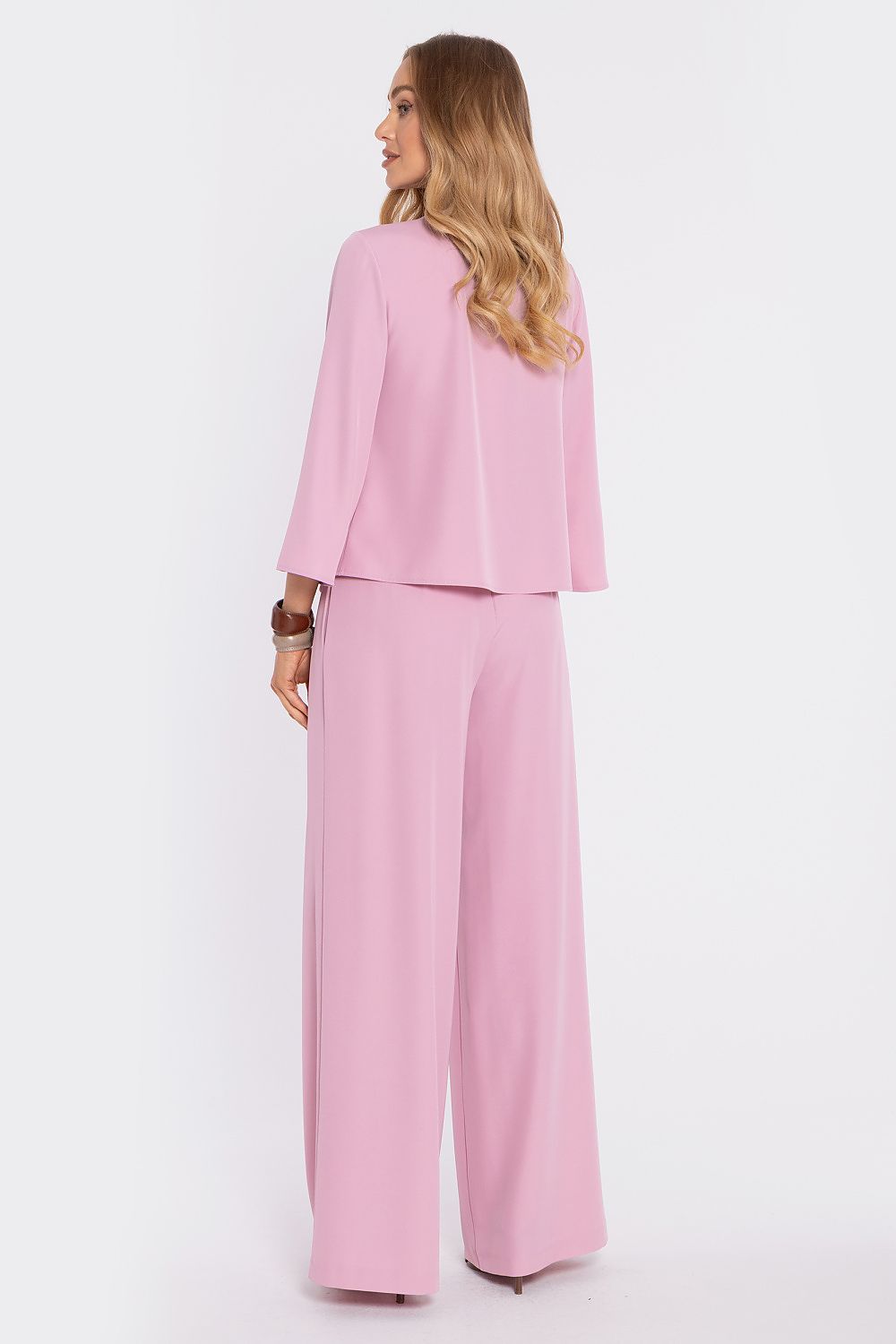 Women’s wide-leg trousers in soft pink, elastic waist and wide straight fit.