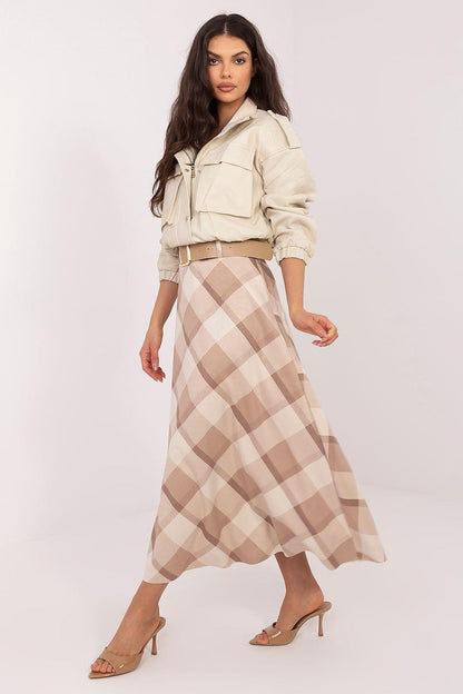 Long plaid skirt with belt and wide waistband in light beige and tan check
