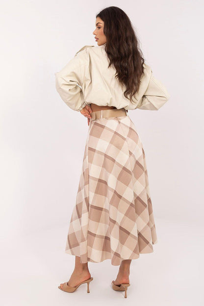 Long plaid skirt with belt and wide waistband in beige and tan diamond pattern