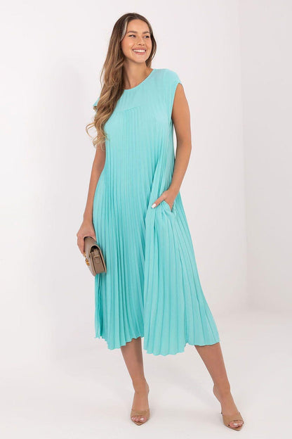 Rue Paris daydress in light blue, sleeveless crew neck, pleated midi length, front view