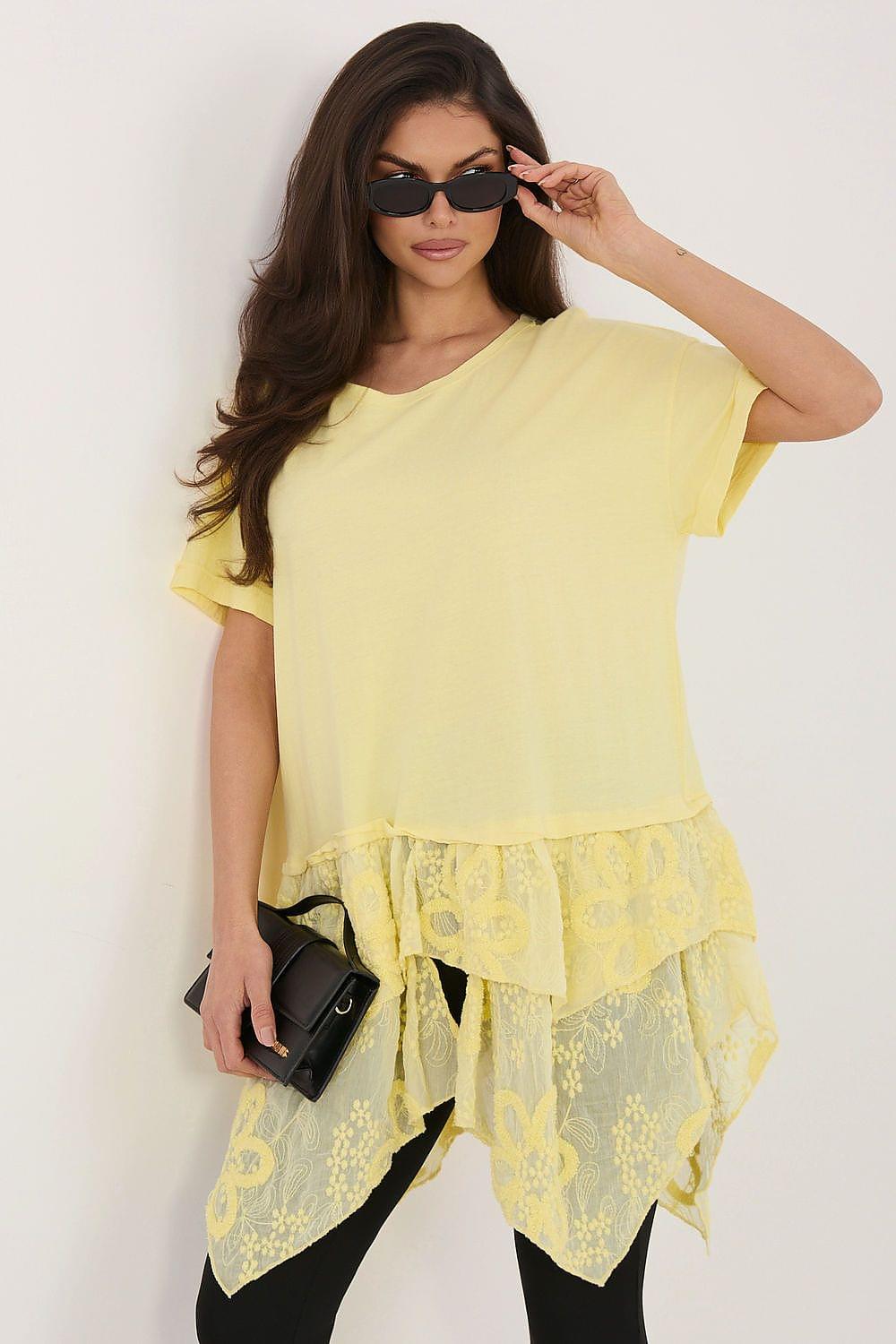 Yellow blouse with short sleeves and layered lace peplum hem