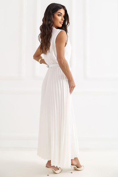 Sleeveless pleated daydress with V-neck and waist belt, side view, white