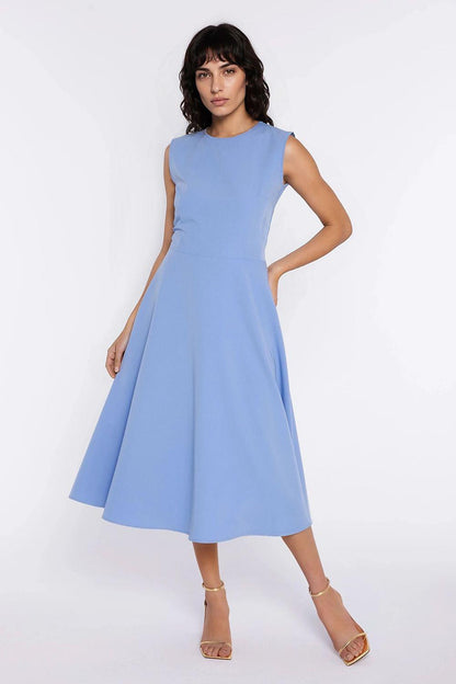 Light blue sleeveless midi daydress with round neckline and flared skirt