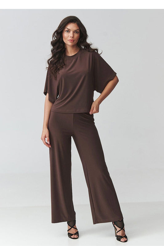 Women’s dark brown two-piece set with short-sleeve top and wide-leg trousers