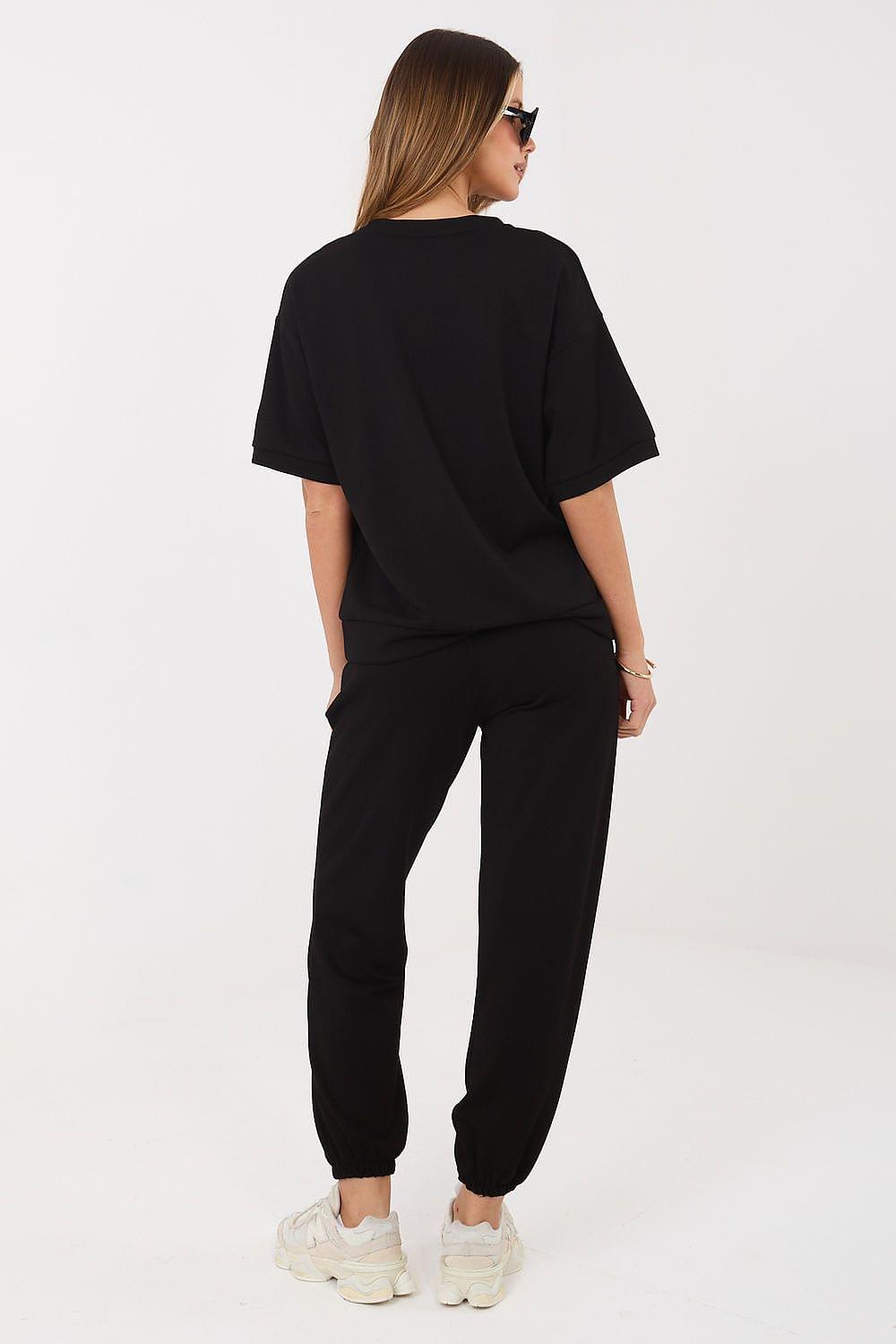 Rue Paris model 226987 matching set in black: short-sleeve top and joggers, back view