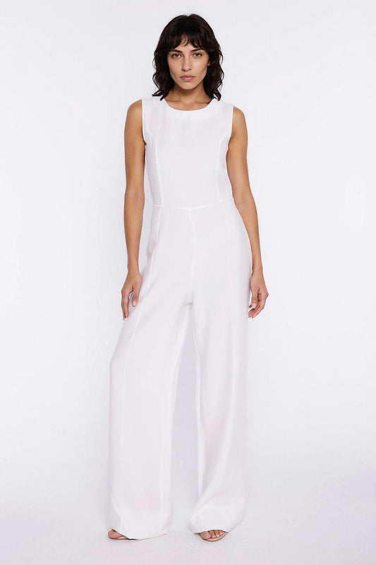 Nife white sleeveless jumpsuit with wide legs and crew neckline