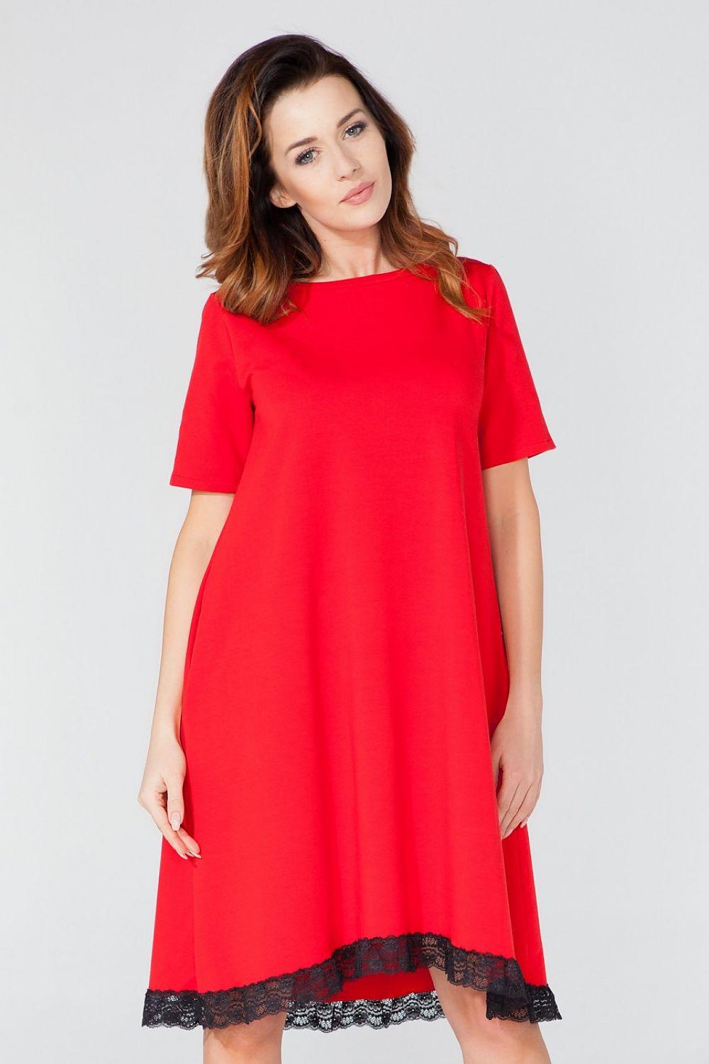 Tessita daydress in red with short sleeves and lace-trimmed hem