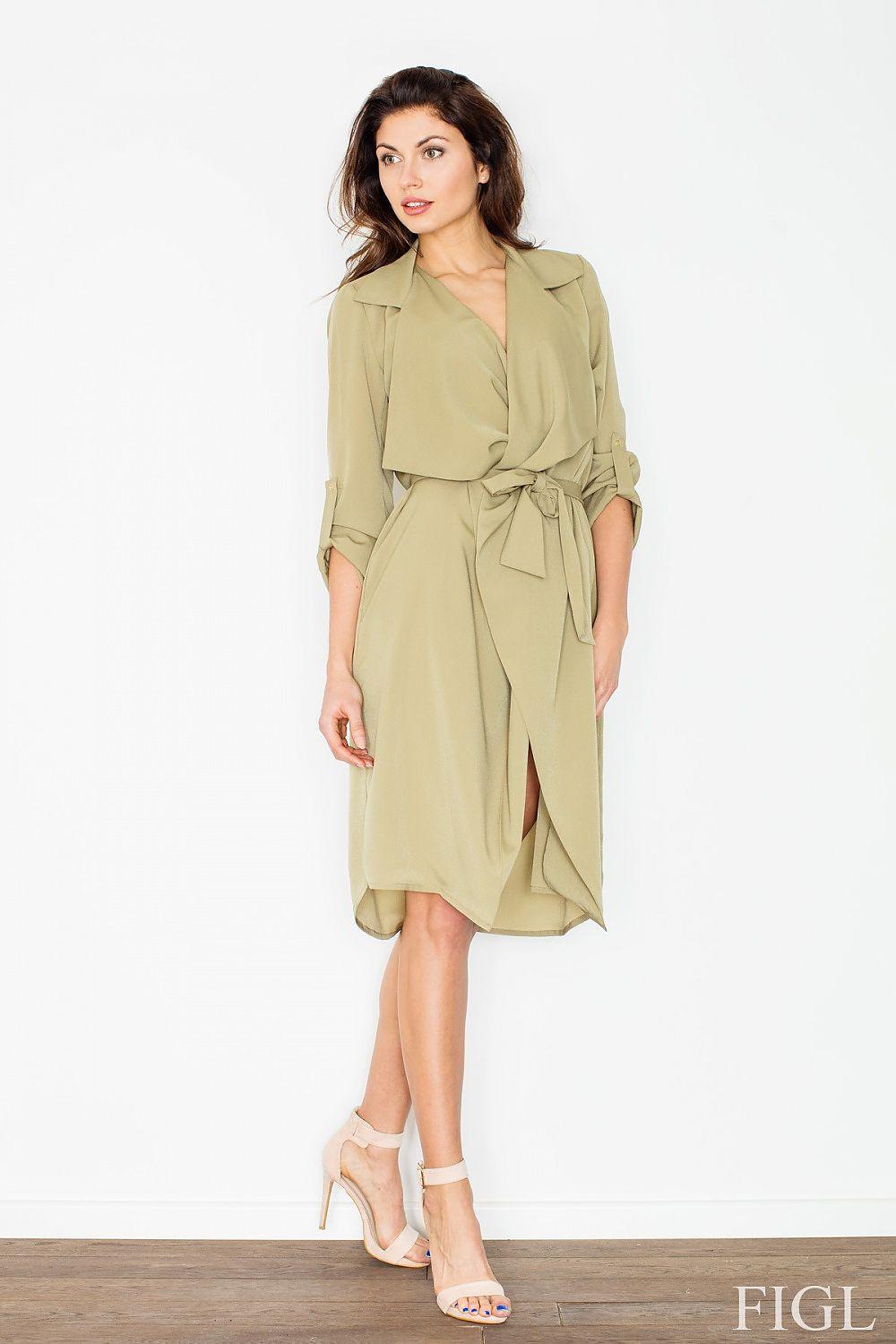 Green daydress with tie waist and wrap-style bodice, 3/4 sleeves
