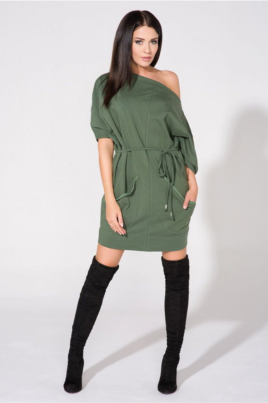 Green loose day dress with pockets and drawstring waist, short 3/4 sleeves