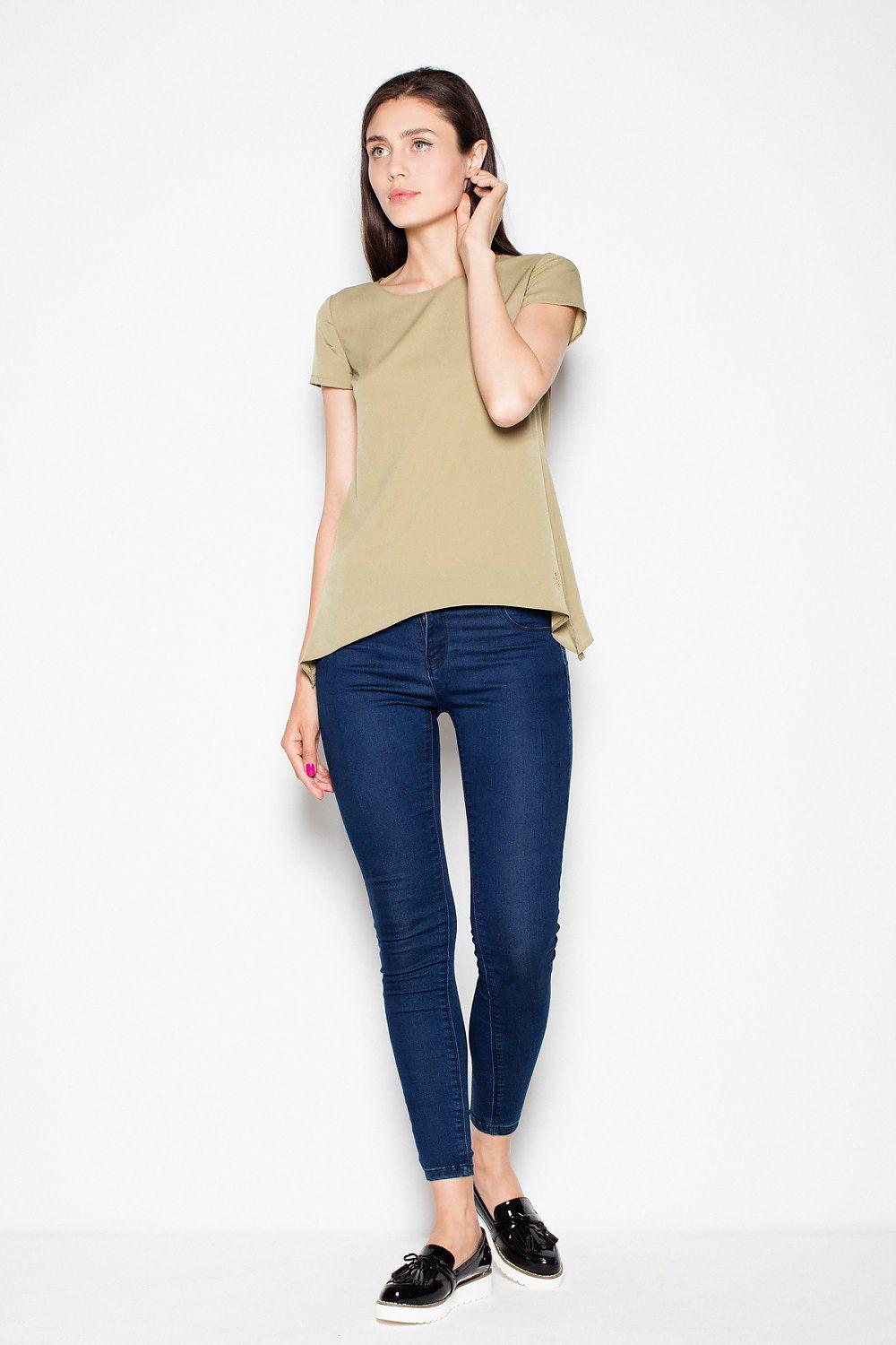 Green crew-neck short-sleeve blouse with curved high-low hem
