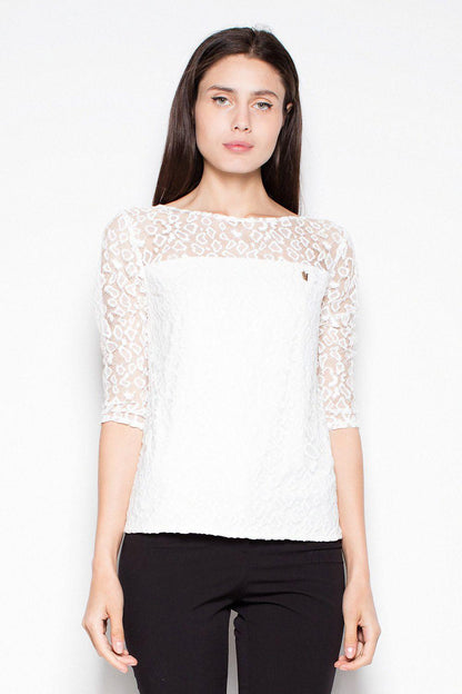 Venaton lace blouse, light beige, 3/4 sleeves, round neckline, fitted