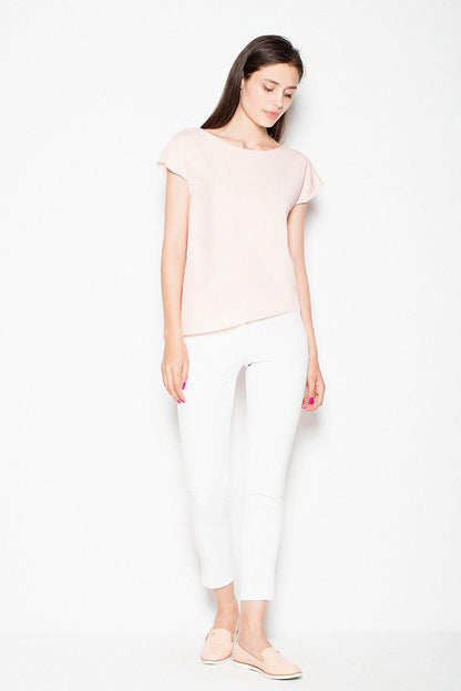 Venaton blouse model 77556 in pink, short-sleeve square-neck top on model