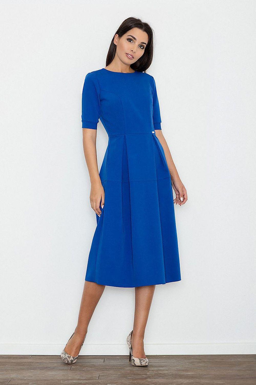 Blue day dress with 3/4 sleeves, fitted waist, knee-length skirt