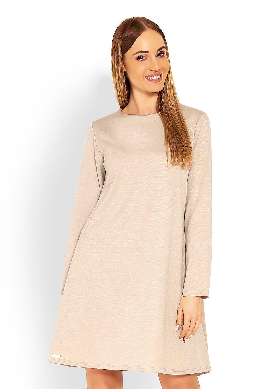 Beige daydress with round neckline and elbow-length sleeves, A-line above-knee hem