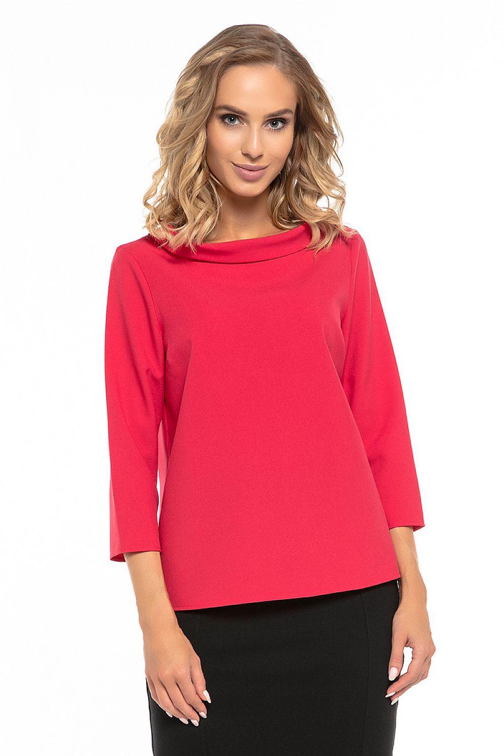 Red blouse with curved neckline and 3/4 sleeves