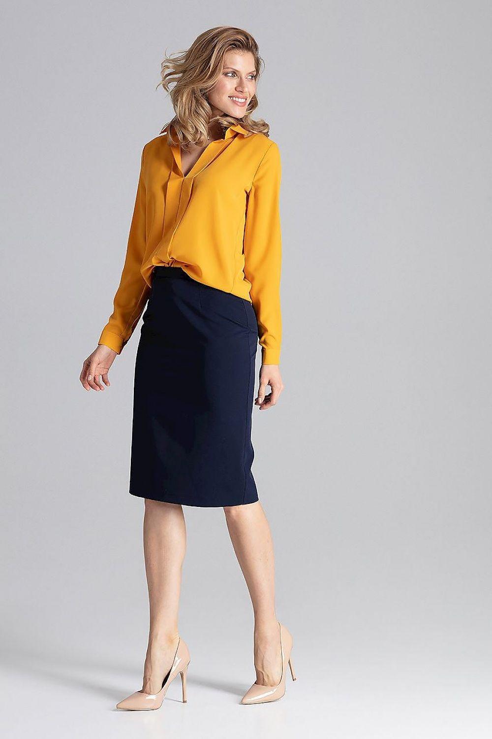 Figl blouse in mustard yellow, V-neck, long sleeves, button front