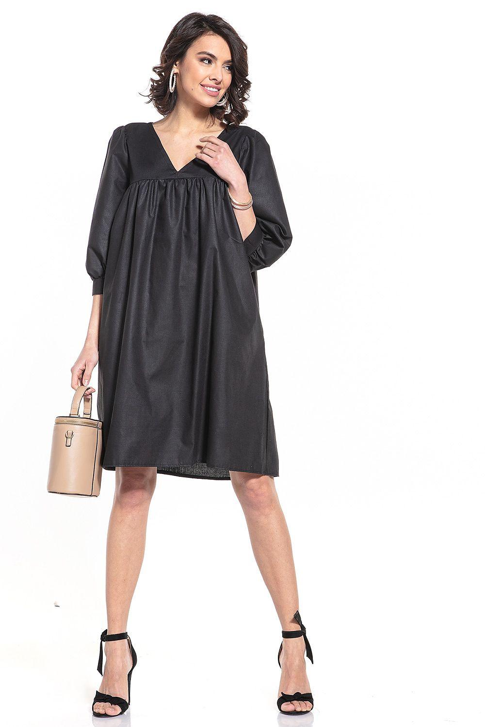 Tessita black daydress with V-neck, gathered waist, 3/4 sleeves, above-knee length