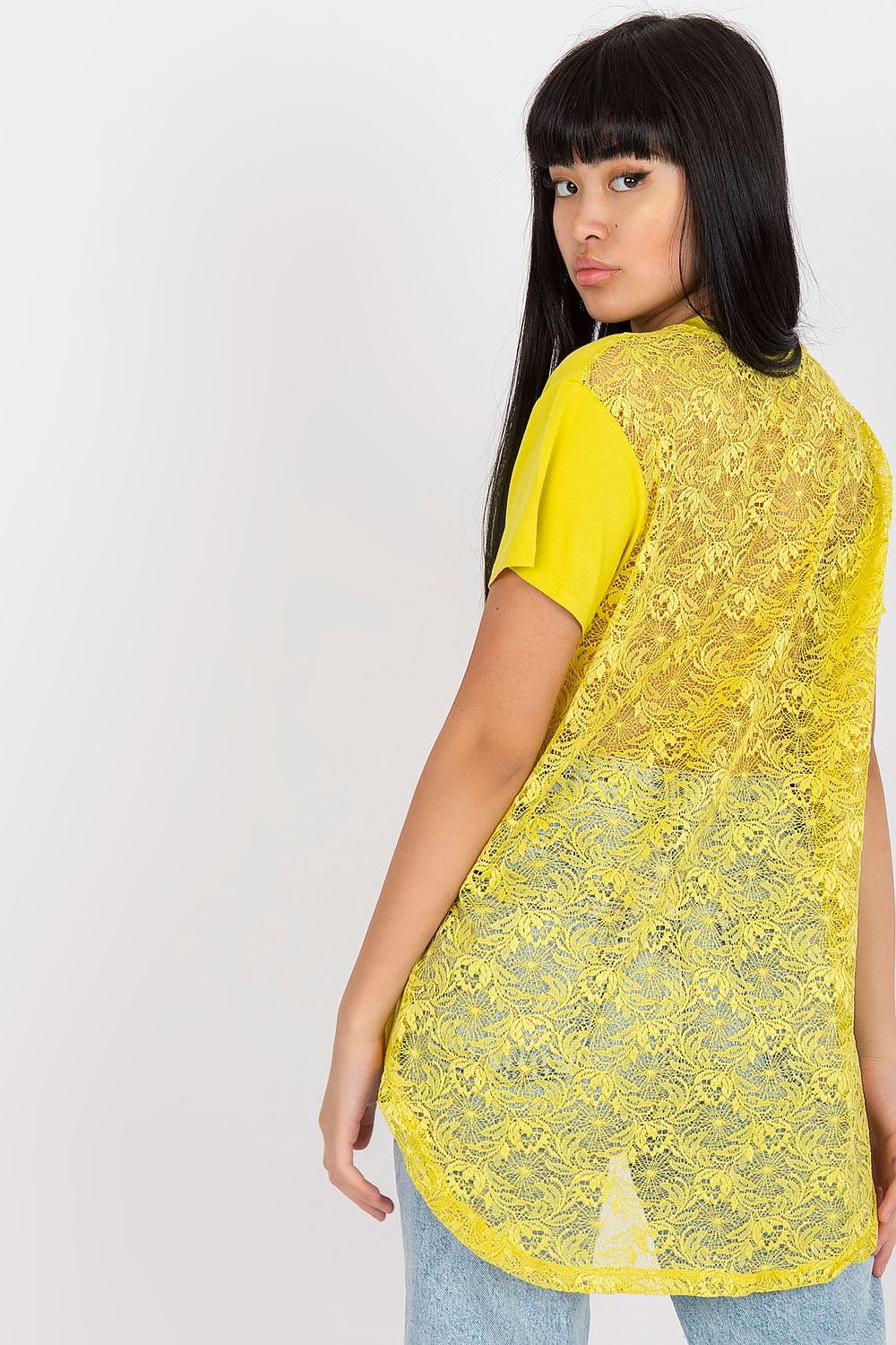 Yellow lace-back blouse with V-neck, short sleeves and ornate lace back