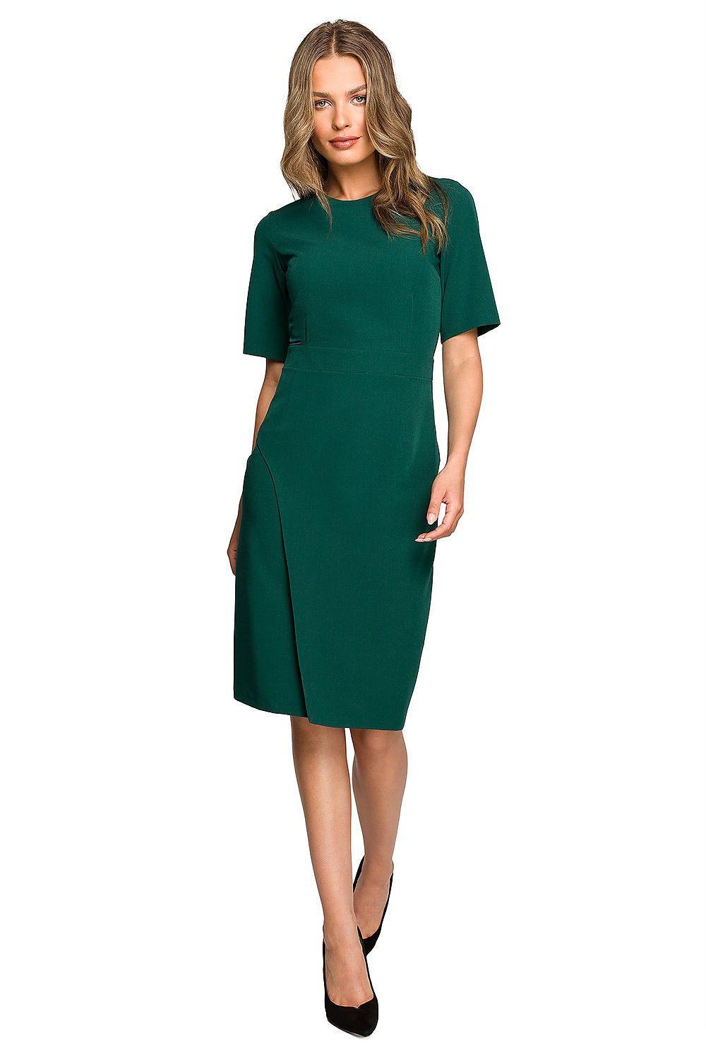 Green short-sleeve day dress with crew neck and side slit at hem