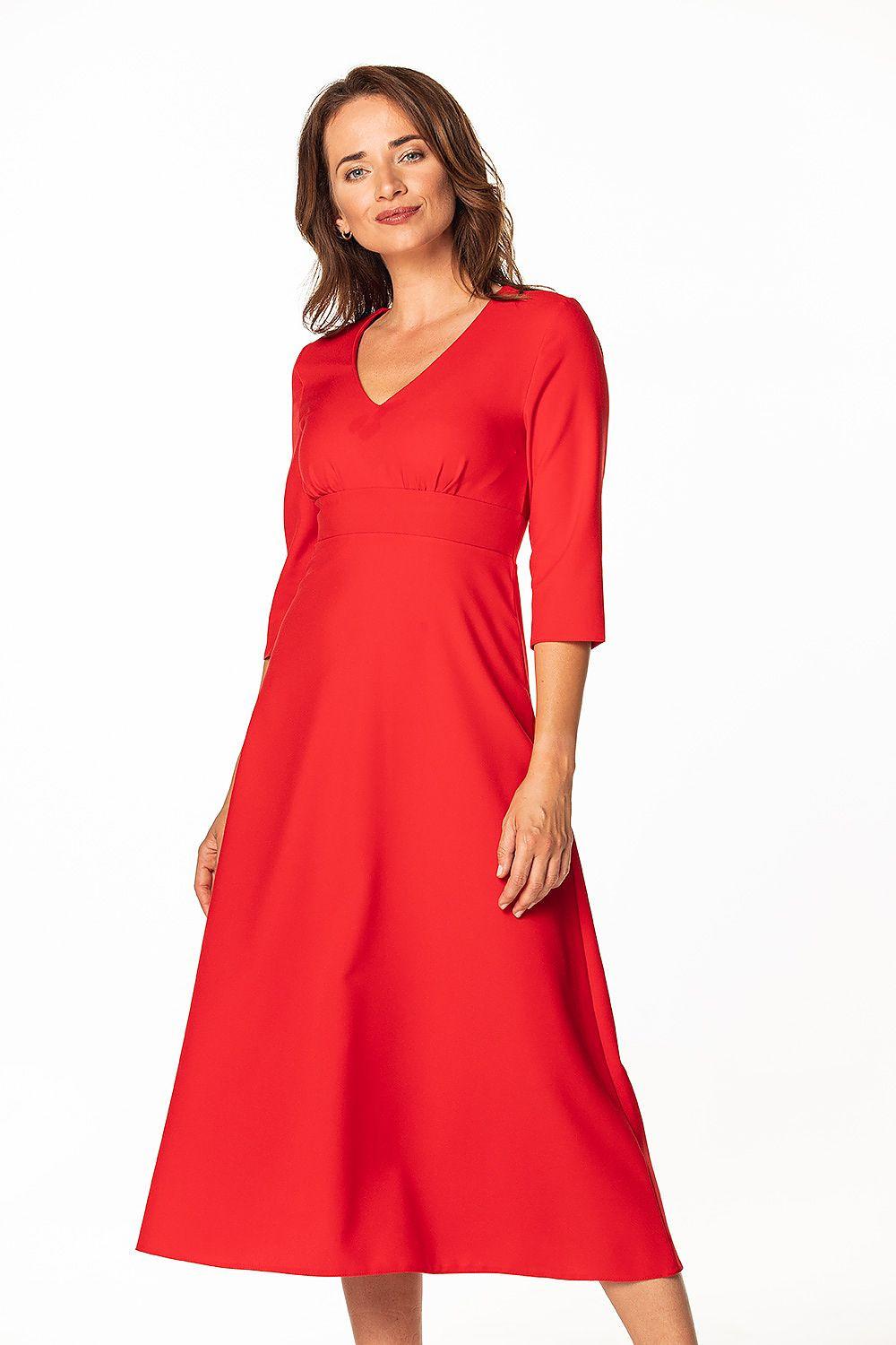 Red V-neck daydress with three-quarter sleeves and A-line skirt