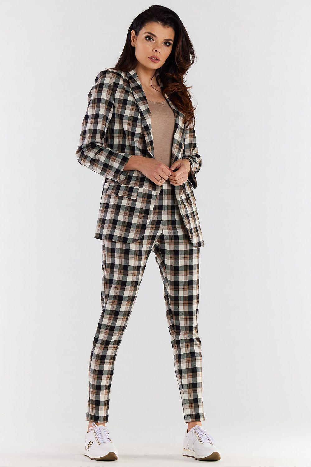 Women’s brown plaid trousers, slim fit with ankle-length tapered legs