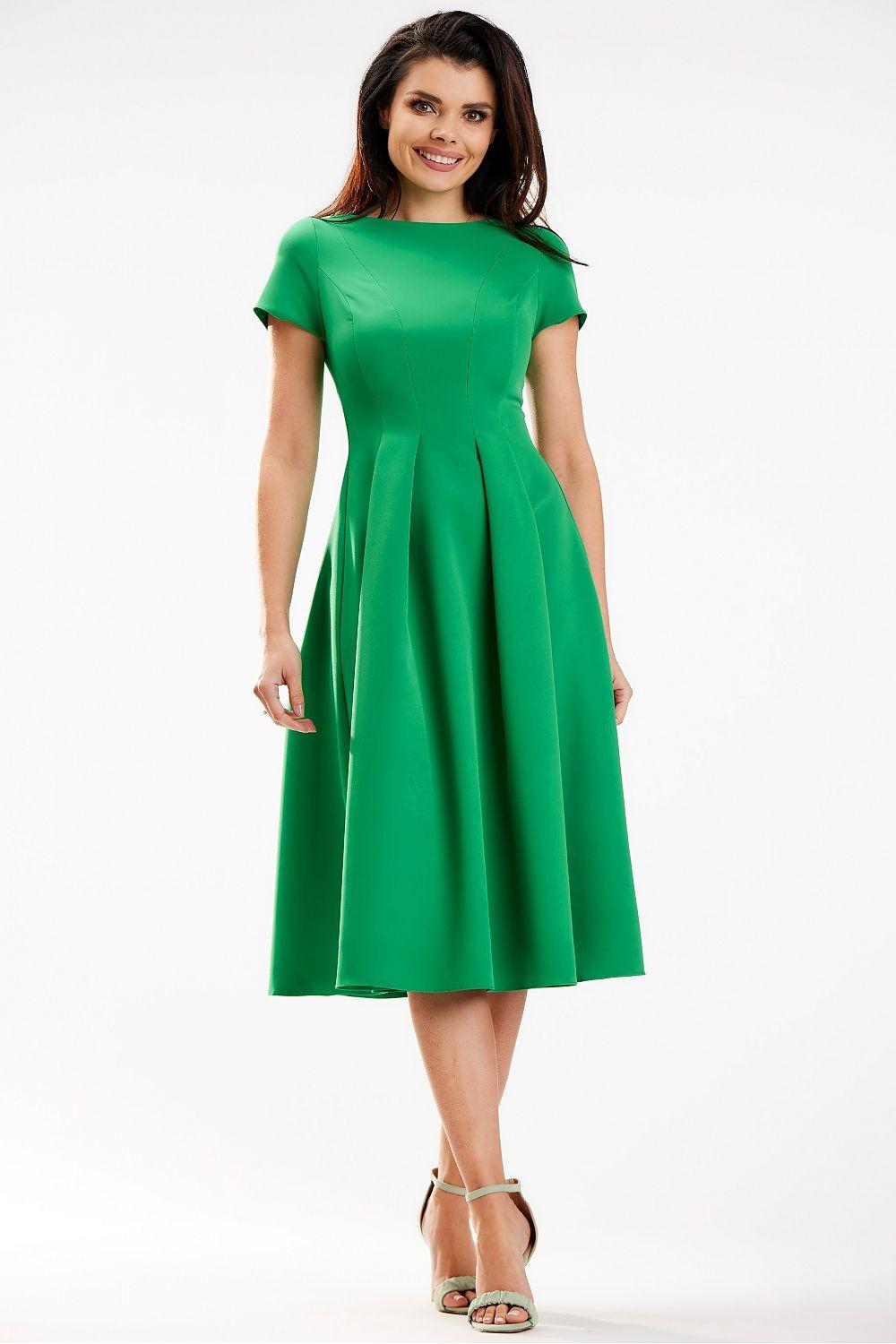 Awama daydress in green with short sleeves and pleated A-line skirt