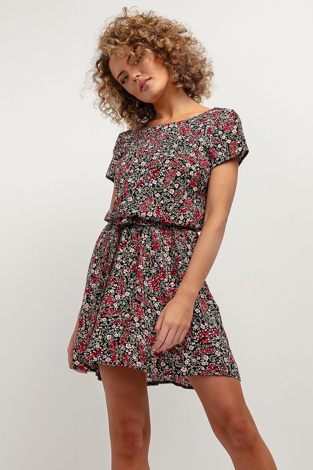 Floral daydress with short sleeves, gathered waist, round neckline, above-knee length.