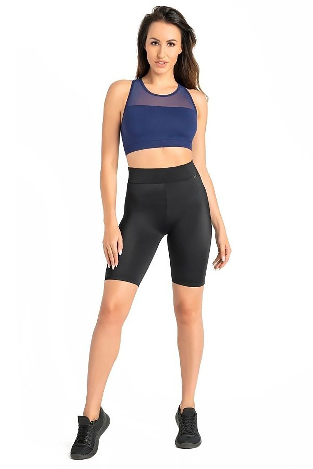 Black high-waist short leggings with fitted stretch and smooth waistband