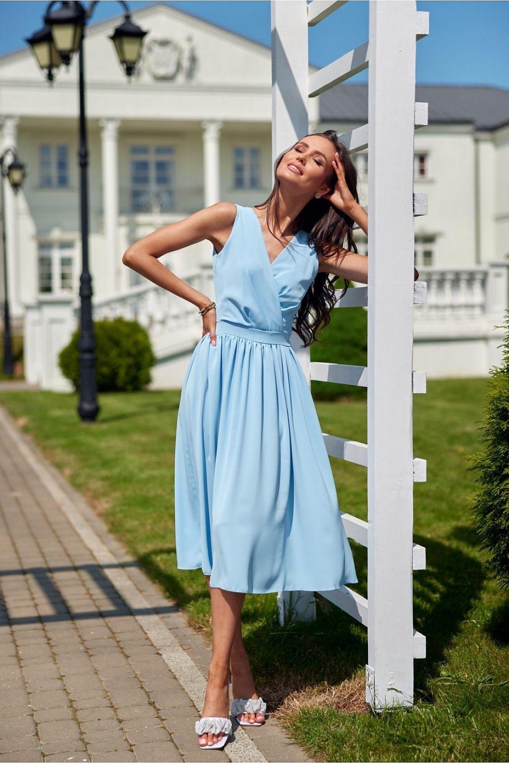 Blue V-neck sleeveless midi cocktail dress with gathered waist and pleated skirt